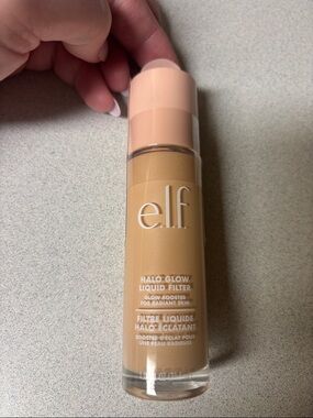 BNWT E.L.F. Halo Glow Liquid Filter foundation shade 0.5 fair 1.06 oz